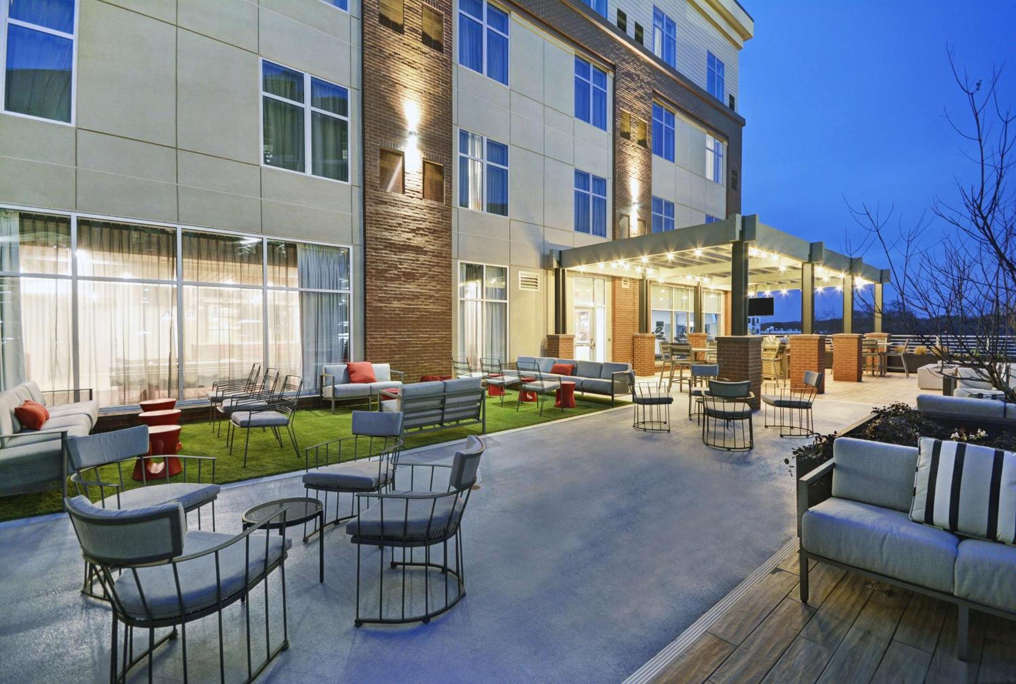 Homewood Suites By Hilton Athens Downtown University Area Екстер'єр фото