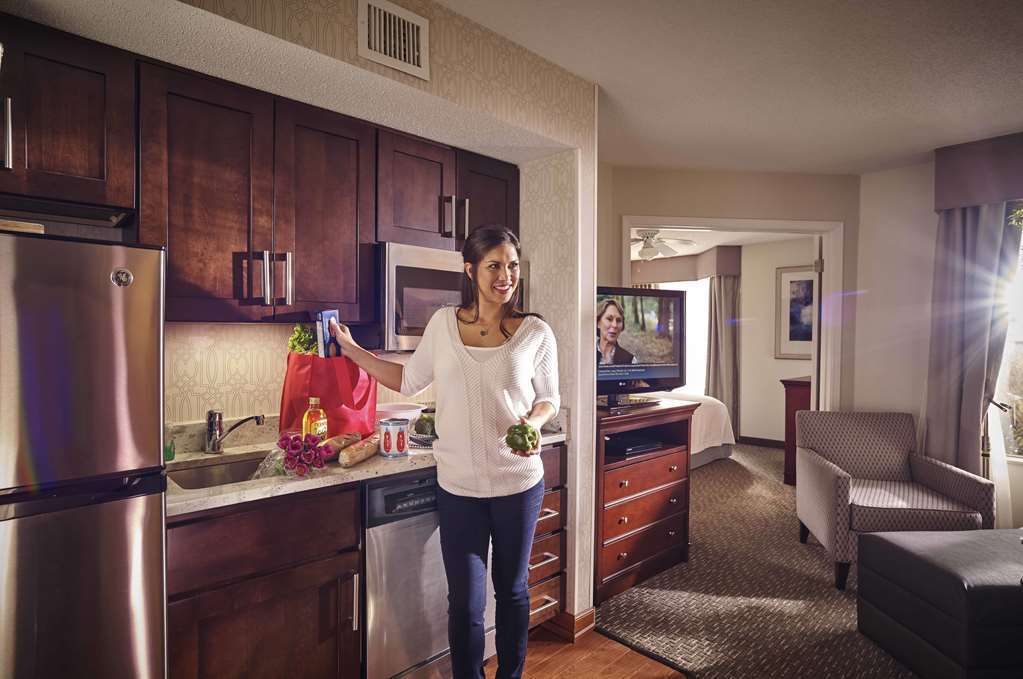 Homewood Suites By Hilton Athens Downtown University Area Номер фото